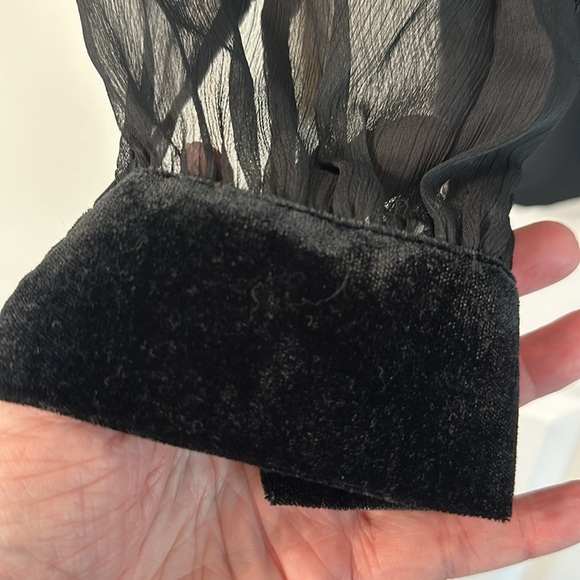 NWT Loft Blouse - Picture 3 of 6